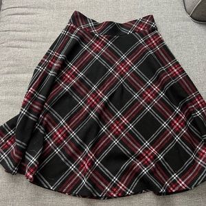 LIKE NEW Plaid Skirt